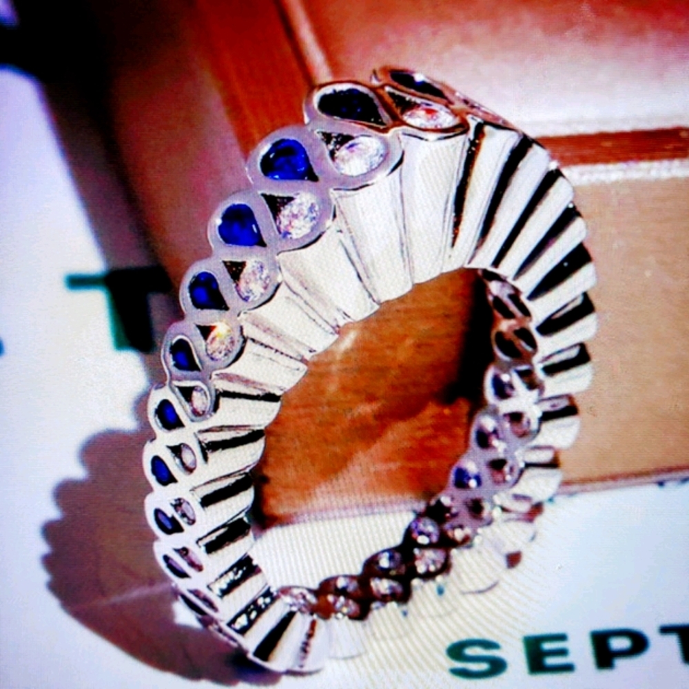 Women's Palace Retro Style Ring 7